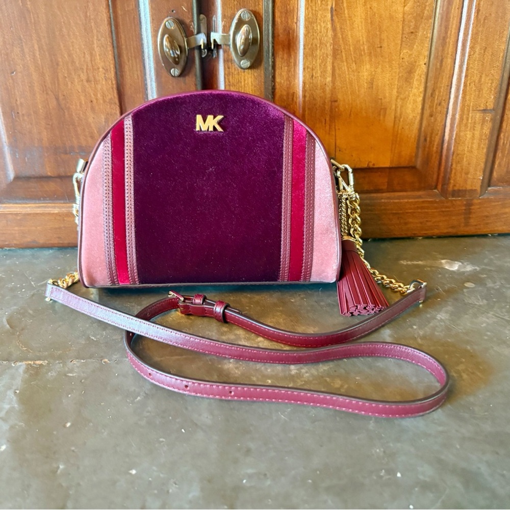 ♥️💖 Elegant Michael Kors Crossbody Shoulder Bag Leather & Velvet with Tassel